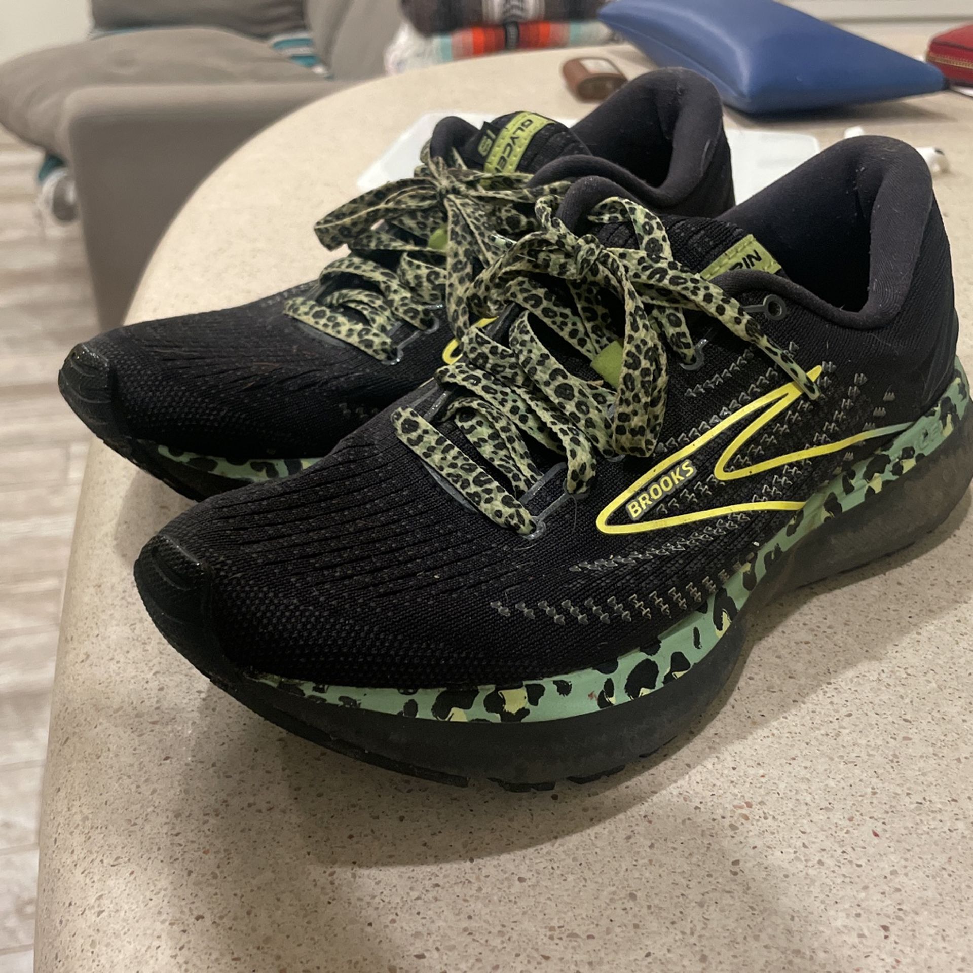 Brooks Glycerin Womens Size