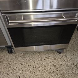 Wolf SO30F/S 30" Stainless Steel Electric Single Wall Oven