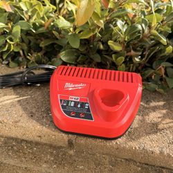 Milwaukee M12 Battery Charger — 12V Lithium-Ion — OEM — Works Perfect
