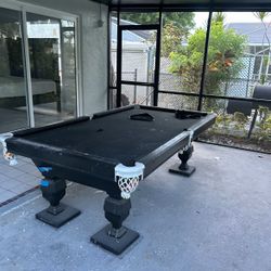 Professional Pool Table 