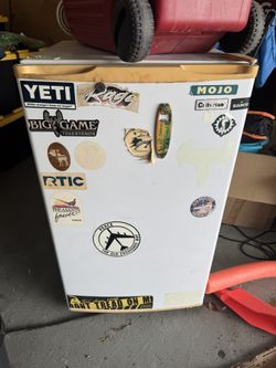 Mini Fridge & Freezer