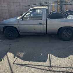 1988 Nissan Pickup