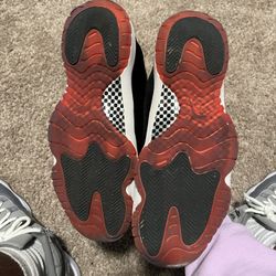 woman’s jordan 11 “Bred Velvet” 