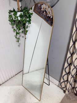 Floor mirror, accent mirror
