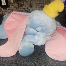DISNEY PARKS SLEEPING DUMBO CUDDLEEZ PLUSH