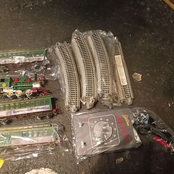 THOMAS KINKADE'S CHRISTMAS EXPRESS COLLECTION SET