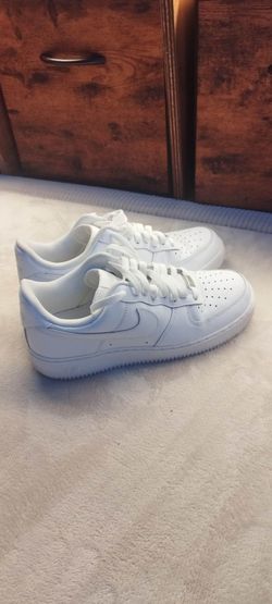 Nike Air Force 1 Low White Sneakers size9