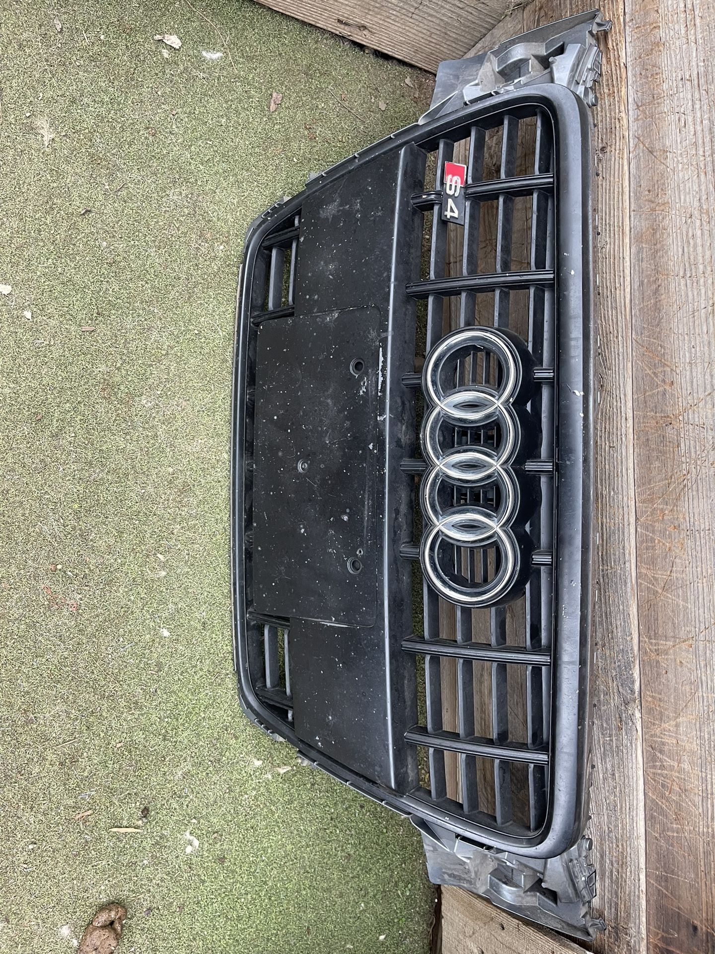 Audi Front Grill OBO 