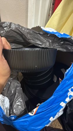 Black bowls
