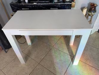 Mesa para entrada o escritorio para loque quiera