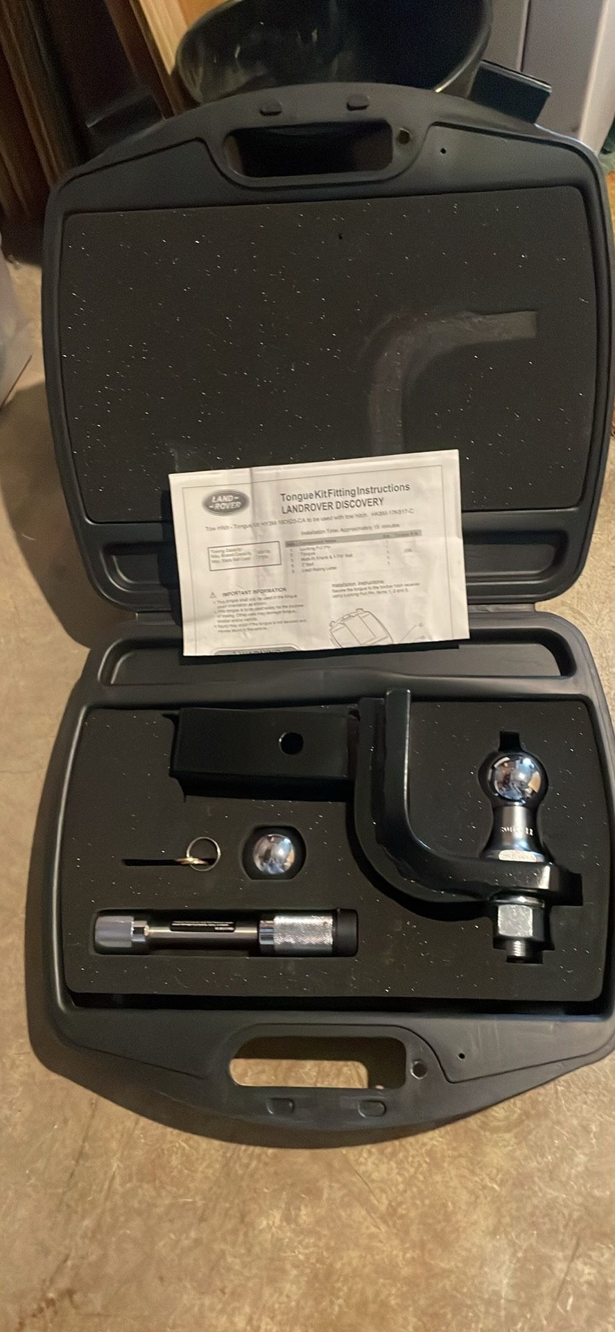 Land Rover tow hitch