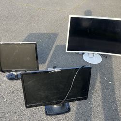 Three Monitors (Samsung 32”, Asus 21.5”, Planar 22”)