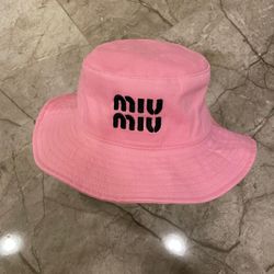 NWT MIU MIU Hat