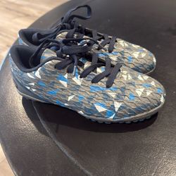 Indoor Soccer Cleats Size 3 Kids