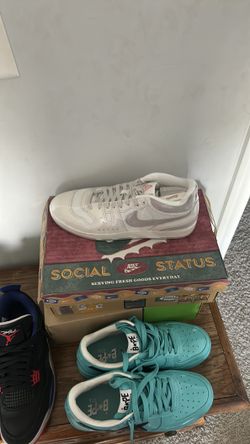 Mac attack social status collab Nike