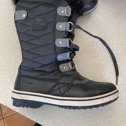 Sorel Waterproof Boots Size 3 