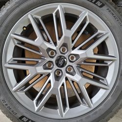 New 22" Oem 2026 Ford Rims / Tires For F150 Or Expedition
