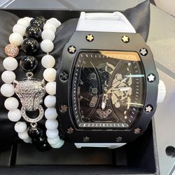 Black And White Fashion Watch