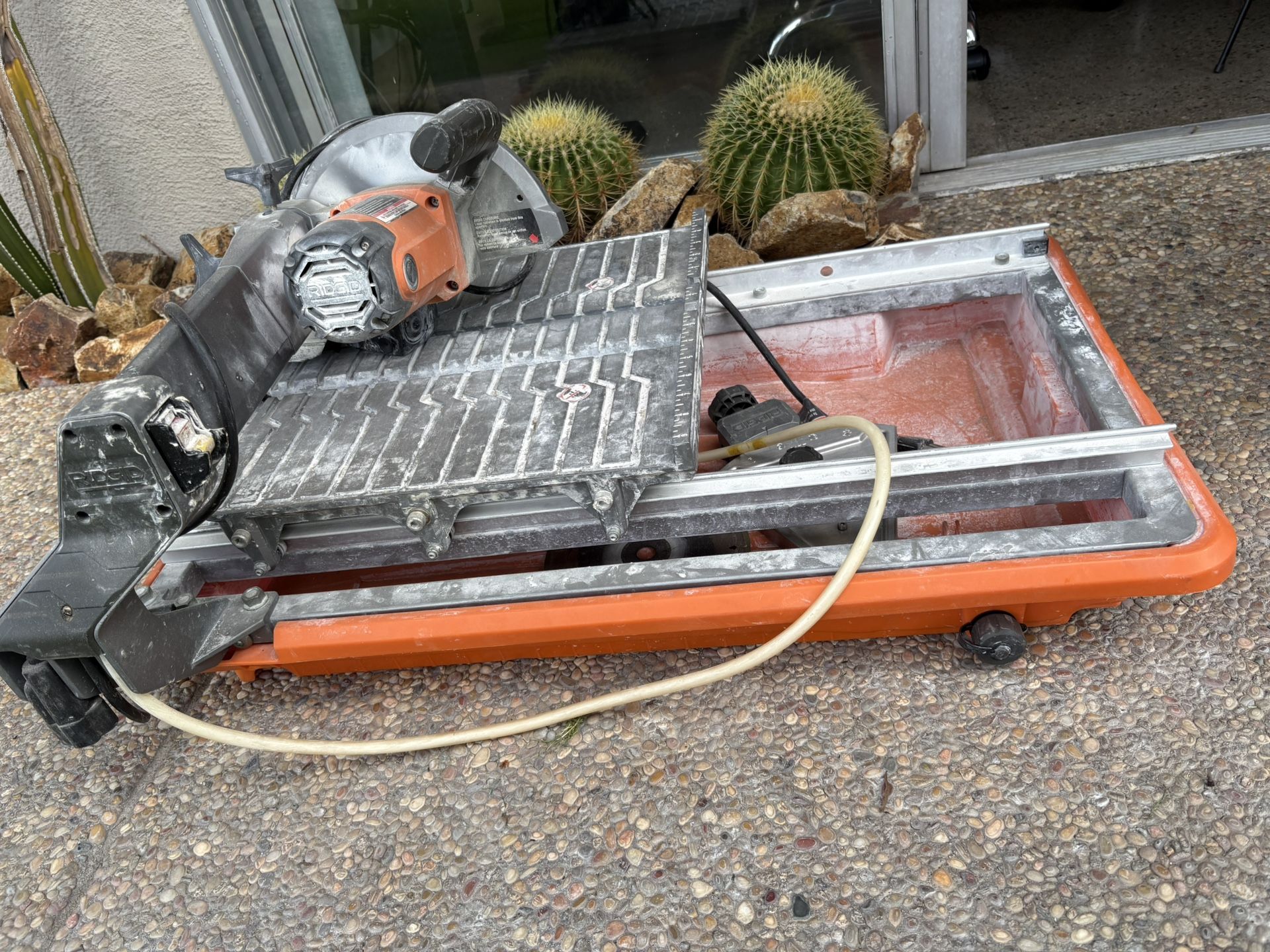 Tile Saw