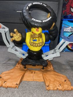 Monster Trucks