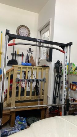 Smith Machine Body Craft F410 Commercial Smith Machine with Weights & Manual – Good Condition