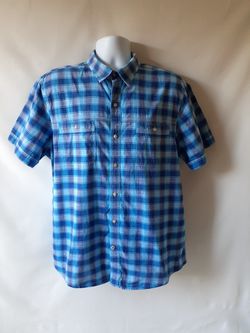 Izod men's blue plaid short-sleeve button-down shirt size L