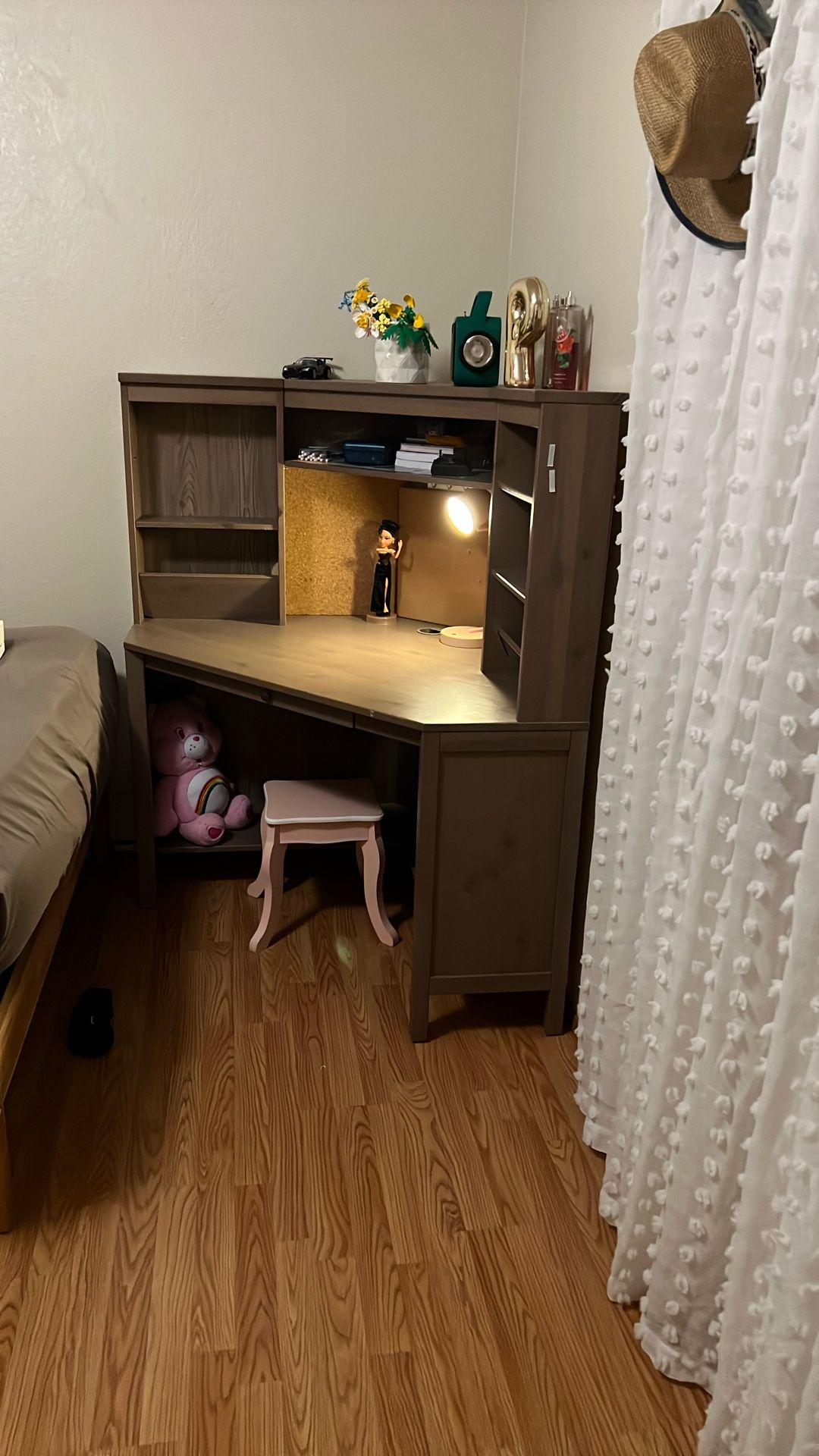 Computer Desk