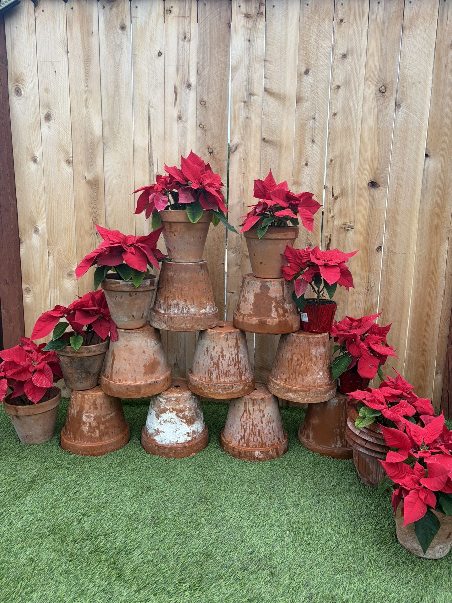 26 Pieces Of Terracotta Big Pots For Only 5 Dollars Each One