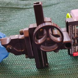 Montana Black Gold 4 Pin Slider Sight RH