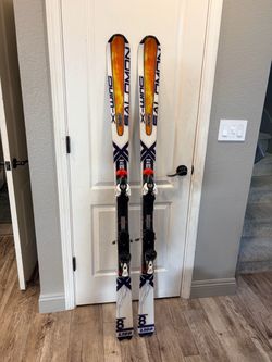 SALOMON SKIS WITH BINDINGS 166cm