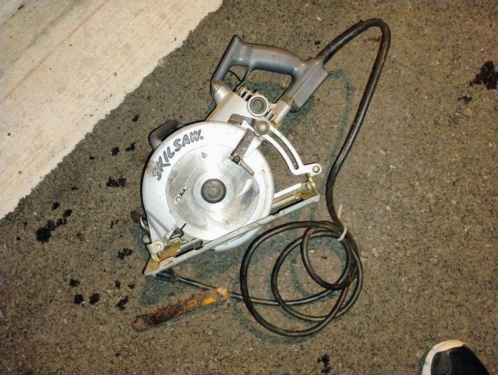 Skilsaw Worm Drive Corded Power Saw 7 1/4