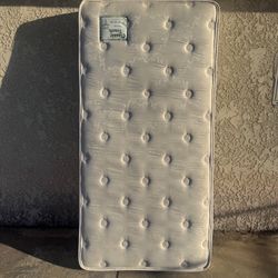 Like New Twin Mattress 
