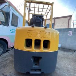 Ready To Work TCM forklift  5,500 lb , 4 stage , side shift