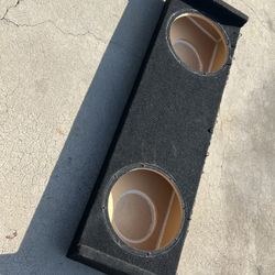 $120 firm) 07-13 Chevy / GMC Crew Cab 2/12s Sub Box