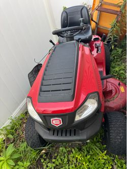 Craftsman Riding Lawnmower
