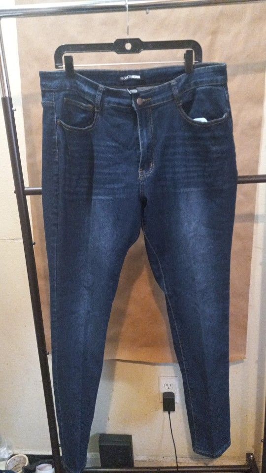 New Fashion Nova Stone Wash Designer Skinny Jeans Size 1X New Never Worn