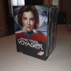 Star Trek Voyager: The Complete Series DVD Box Set