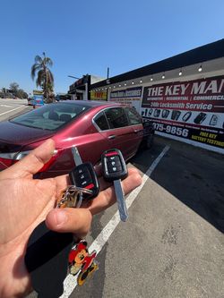 Llaves de autos / car keys and remotes