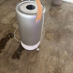 Molekule Air Pro Air Purifier 