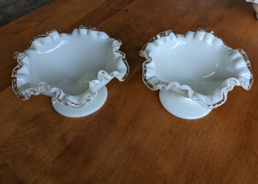 Beautiful Matching Milk Glass Ruffled Style Glass Bowls 
