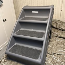 Small pet stairs