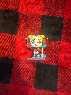 Harley quinn figurine