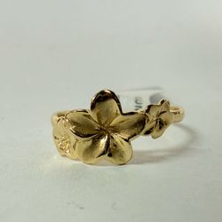 14K Gold Flower Ring
