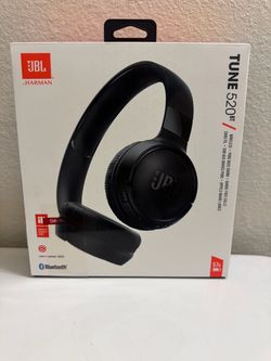 JBL Tune 520 bt headphones NEW !