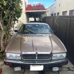 1990 Jaguar XJ6