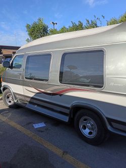 Regency High-Top Conversion Van