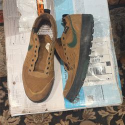 Nike Size 11 - Will Clean 4u Before Sale 