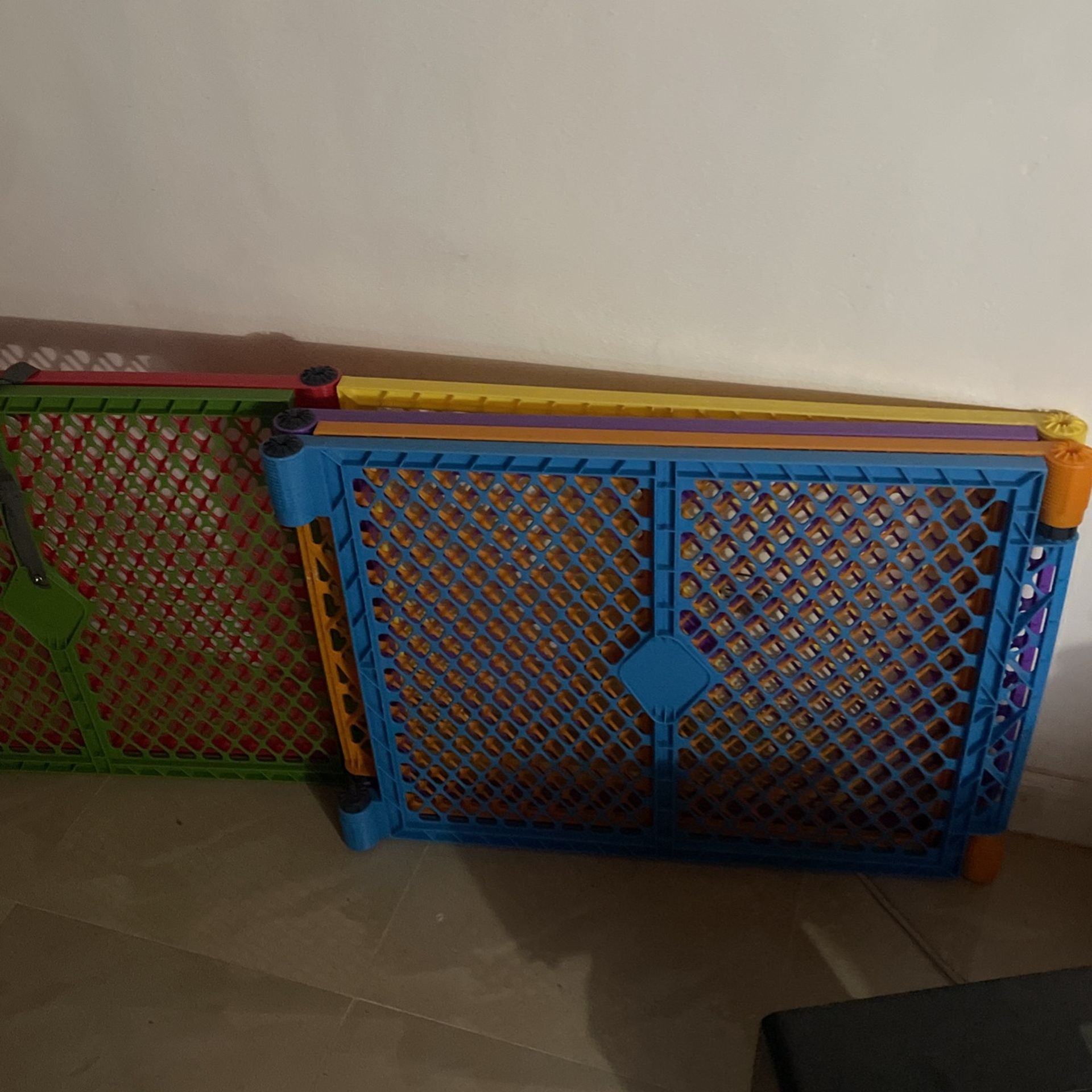 6 Panel Gate baby gate/Animal Gate