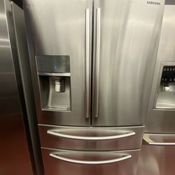 Samsung 4 Door Fridge With Sparkling Water/ Nevera Samsung 4 FINANCE AVAILABLE 