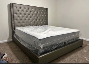 Hot Sale! ✨ MANSION-STYLE BLING BED FRAME ✨ Luxury • Glam • Head-Turning Style